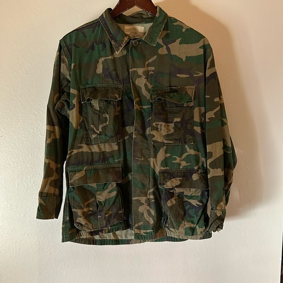 Vintage 1978 USMC Woodland Camo Combat Jacket: size S/ Short - Picture 1 of 4
